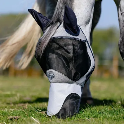 Image de Masque anti-mouches LeMieux, taille M - Masque intégral anti-mouches Kudos AeroGuard
