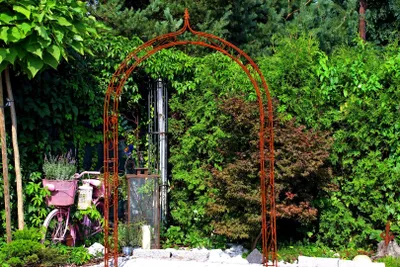Produktbild von GardenAndPools Rosenbogen HOLLAND Lilie-Spitze Gesamtbreite 1,60 m Edelrost Pergola Metallrosenbogen Gartenbogen Rosensäule