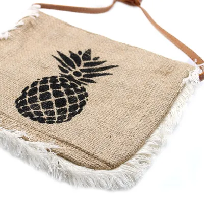 Imagen del producto de Bolso con flecos - Estampado Piña