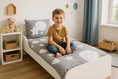 Obrázek produktu pro Dřevěná dětská postel ve skandinávském designu, včetně matrace a roštu