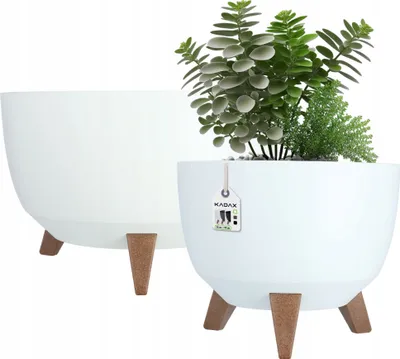 Produktbild von KADAX Kunststoff Blumentopf "Luri", Blumenkübel mit drei Einsteckstützen, Weiß, 29 cm +40 cm