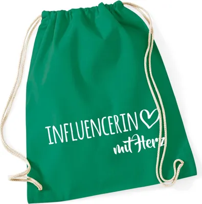 Produktbild von Huuraa Turnbeutel Influencerin mit Herz 12 Liter Kelly Green Baumwolle Rucksack Geschenkidee