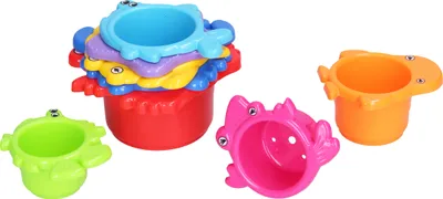 Image de Tour de gobelets pliables mer