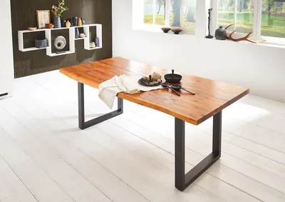 Produktbild von Esstisch Baumkante massiv Akazie cognac 180 x 90 schwarz IMKA