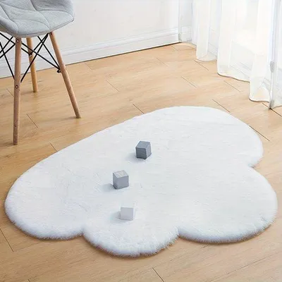 Immagine prodotto di Tappeto per bambini Unyqoos® "Nuvola" – tappeto in poliestere bianco, morbido e soffice, dimensioni 60x100 cm, ideale per camerette e camere da letto, lavabile in lavatrice