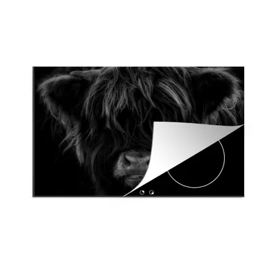 Produktbild von KitchenYeah© Herdabdeckplatte Schottischer Highlander - Kuh - Porträt - Tiere - Schwarz - Weiß , 81x52cm, Küche Deko, Glaskeramikkochfeld Herdabdeckung, Abdeckplatte fùr Kochfeld
