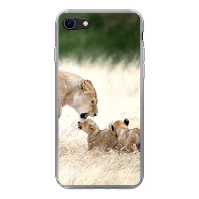 Produktbild von MuchoWow® Handyhülle Schutzhülle Hülle für iPhone 8 Löwe - Gras - Junge - Familie Silikon Softcase Handy Hülle - Schutzhaube