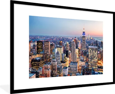 Produktbild von MuchoWow® MuchoWow® Gerahmtes Poster New York - Skyline - Nacht 90x60 cm - Poster mit zchwarzem Bilderrahmen - Wanddekoration - Fotos