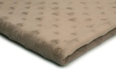 Produktbild von Minkee Fleece Strickwaren Herzprägung, Caffe Latte 50 x 155 cm