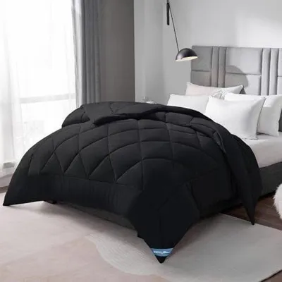 Produktbild von Famanu Bettdecke 200 x 200 cm, 4 Jahreszeiten, 300 g/m²