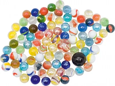 Produktbild von goki 63926 Glasmurmeln, 86 x 16 mm + 2 x 25 mm, mehrfarbig, 88-teilig (Farbe zufällig, 1 Set)