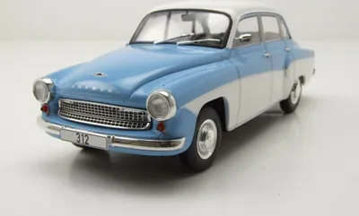 Produktbild von WhiteBox WB124242 - 1/24 / Wartburg 312, hellblau/weiss, 1965 - Neu