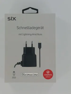 Produktbild von STK Schnellladegerät mit Lightning-Anschluss in schwarzNEU Händler