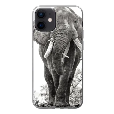 Produktbild von MuchoWow® Handyhülle Schutzhülle Hülle für iPhone 12 Elefant - Porträt - Tiere - Schwarz und weiß Silikon Softcase Handy Hülle - Schutzhülle
