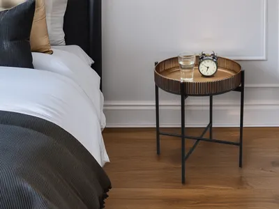 Produktbild von Couchtisch Gold & Schwarz mit Metallgestell, Beistelltisch Wohnzimmer für Sofas
