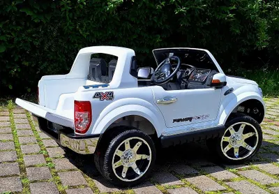 Produktbild von Kinderfahrzeug elektrisch Ford 4x4 Allrad Elektroauto Jeep in weiß mit 10 Ah Batterie 12V