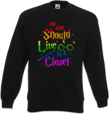 Produktbild von Urban Backwoods No One Should Live In A Closet, Sweatshirt, Farbe: Schwarz, Größe: M