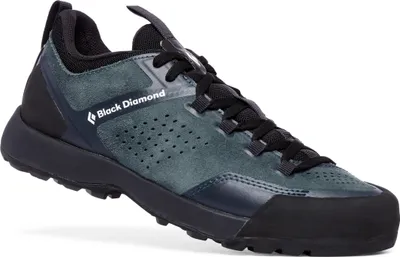 Schwarz-grüne Zustiegsschuhe für Damen von Black Diamond; Modell Mission Xp Lthr WAprch Shs; mit atmungsaktivem Obermaterial und rutschfester Sohle.