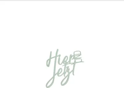 Produktbild von Räder Design Wanddekoration mit poetischem Spruch aus der Serie Wandpoesie 'Hier und Jetzt'
