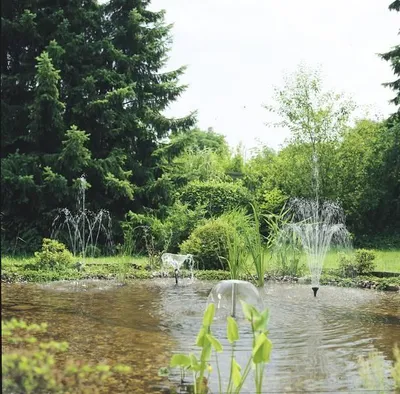 Produktbild von Oase Fontänenaufsatz Lava 25 - 5 E mit transparentem Wasserbild und leisem Betrieb