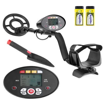Obrázek produktu pro Detektor kovů s LCD displejem - lehký, vodotěsná cívka, nastavitelná rukojeť, režimy DISC/Pinpoint, včetně baterií a lopatky