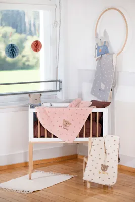 Produktbild von David Fussenegger Babydecke Mila mit Stick 'be happy' 75 x 100 cm Pfirsich