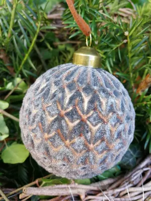 Produktbild von Christbaumkugel Babiole, Rauten, Rostoptik geeist