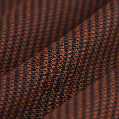 Produktbild von Amala Jacquard Micro Stoff, rostrot, 140 cm breit, mit ausgefallenem Streifenmuster