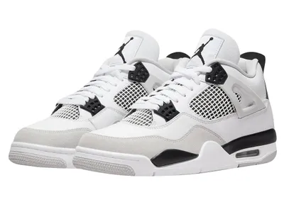 Produktbild von Air Jordan 4 Retro Military Black - EU: 42
