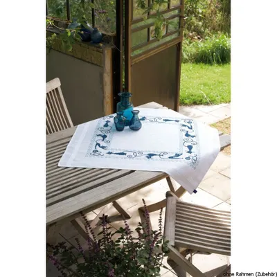 Produktbild von Vervaco Tischdecke "Fröhliche Katzenbande", Stickbild vorgezeichnet