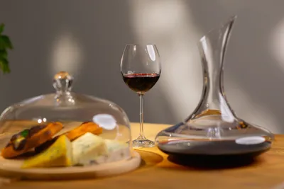 Produktbild von Venezia Rotweingläser 350 ml Krosno Glas (6er Set).
