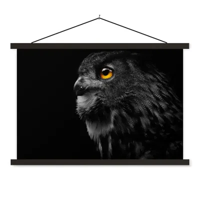 Produktbild von MuchoWow® Textilposter Eule - Vogel - Schwarz - Porträt 60x40 cm mit schwarzem Rahmen - Hölzernes
