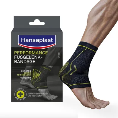 Produktbild von Hansaplast Performance Fußgelenk-Bandage, stabilisiert das Gelenk, für rechtes und linkes Fußgelenk, Größe S/M