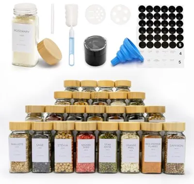 Productafbeelding van PromoHome® 24 glazen kruidenpotjes met bamboe deksels – 118 ml kruidenverpakkingen met schuddeksels, etiketten en trechters