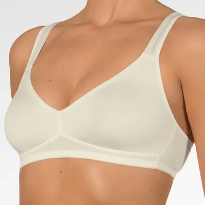 Produktbild von Nina von C. Secret Shape Soft-BH ohne Bügel (95 B Champagner)