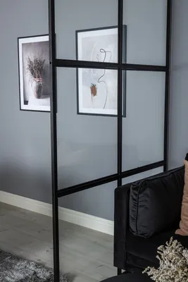 Produktbild von venture-home Raumtrenner Leif, Schwarz, aus pulverbeschichtetem Aluminium und Glas, 210x120 cm, Innenbereich