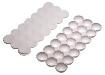 Image de Bosch Siemens 11008387 Bac à glaçons 11310 pour jusqu'à 21 glaçons, avec couvercle (26x11cm)