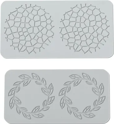 Image de Deux tapis de cuisson en silicone, flexibles et antiadhésifs, pour gâteaux et desserts