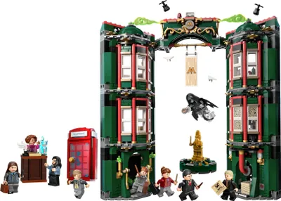 Produktbild von LEGO 76403 Harry Potter Zaubereiministerium, Modulares Set zum Bauen mit Umwandlungsmechanismus und 9 Minifiguren inkl. Harry, Ron und Hermine als Erwachsene und Dementor, Geschenk für Sammler