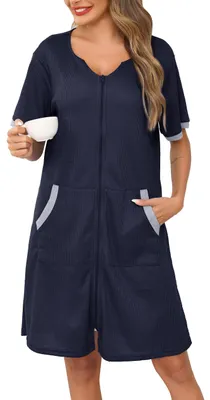 Imagen del producto de Bata de rizo para mujer con cremallera y bolsillos