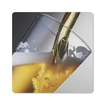 Produktbild von MuchoWow® Mauspad Mousepad Bier vom Fass auf dunklem Hintergrund 20x20 cm - Mousepads - Maus Mat - Pad - Mausunterlage - Desk Mat - Bureauartikeln
