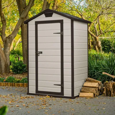Productafbeelding van Keter Manor 4x3, plastic tuinhuis, enkelvoudige afbeelding, zadeldak, zwart, kunsthars, beige