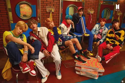 Produktbild von BTS - Bangtan Boys - Pizza - Poster Druck - Größe 91,5x61 cm
