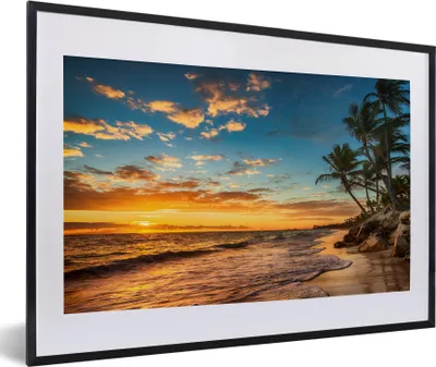 Produktbild von MuchoWow® Gerahmtes Poster Strand - Sonnenuntergang - Meer - Palme 60x40 cm - Poster mit Schwarzem Bilderrahmen Wandposter Rahmen Foto Bilder - Schlafzimmer - Plakat in Rahmen - Drucken