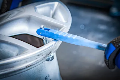 Immagine prodotto di Strumento di retrazione dello stelo della valvola del pneumatico