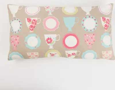 Produktbild von Schöner Leben Kissenhülle Teetassen taupe 30x50cm