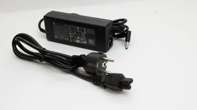 Produktbild von HP Original 90 Watt Netzteil 19,5V 4,62A Stecker 4,5mm/3,0mm mit Innenstifft L31819-003 710413-001