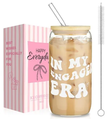 Immagine prodotto di Bicchiere con coperchio e cannuccia da 500 ml, design "IN MY ENGAGED ERA", set in vetro borosilicato