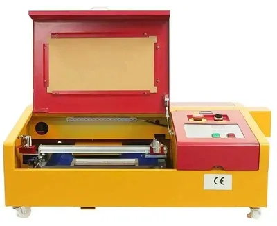 Obrázok produktu pre Laserový gravírovací stroj, vysoká presnosť, široká kompatibilita, žltá farba