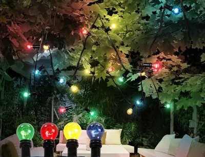 Lichtkette 4,7 m mit bunten Lampen, IP44, für Außen
